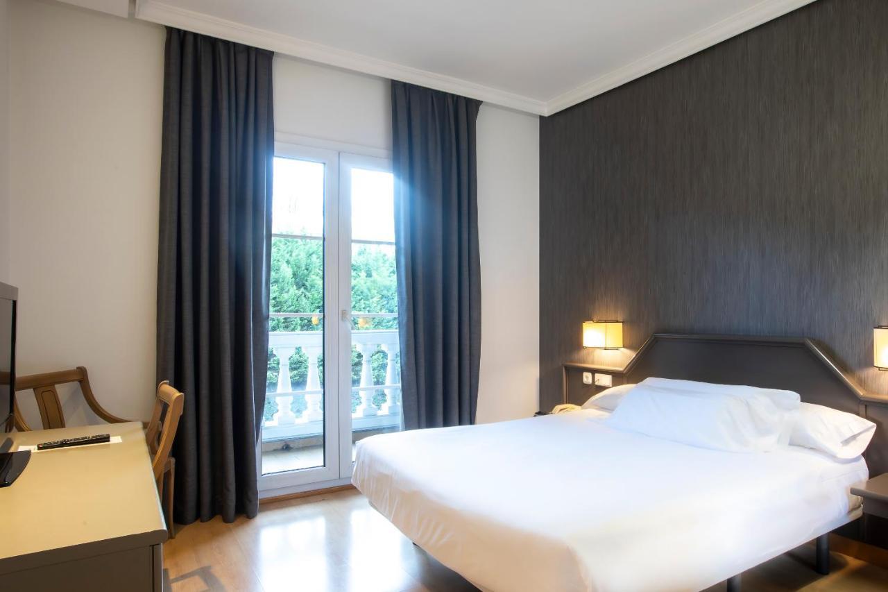 Hotel Urdanibia Park 이룬 외부 사진